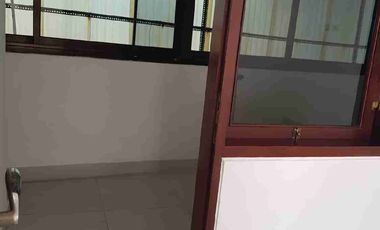 Dikontrakkan Villa di Ubung furnish murah siap huni 2 lantai