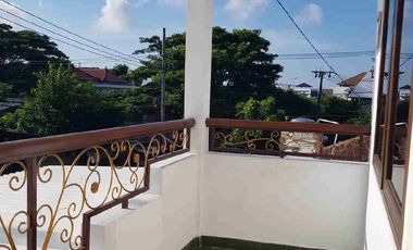 Dikontrakkan Villa di Ubung furnish murah siap huni 2 lantai