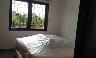 Dikontrakkan Villa di Ubung furnish murah siap huni 2 lantai