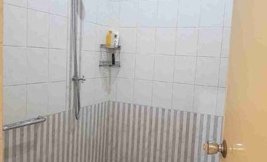 Dikontrakkan Villa di Ubung furnish murah siap huni 2 lantai