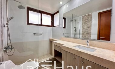 Bosques de Montemar, vistas al mar, 4 dormitorios, 4 baños, sala de estar, 2 estacionamientos, bodega 175 m2 totales aprox. piso 14