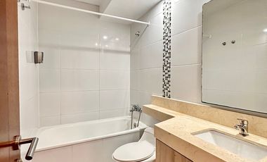 Bosques de Montemar, vistas al mar, 4 dormitorios, 4 baños, sala de estar, 2 estacionamientos, bodega 175 m2 totales aprox. piso 14