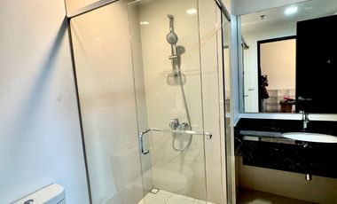 EAST GALLERY PLACE: 3BR Sky Cove Aqua For Rent, 284 sqm, semi-furnished, 2 parking, P300,000/mo.