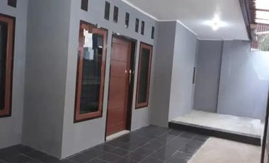 RUMAH MINIMALIS 1,5 LANTAI LOKASI TENGAH KOTA STRATEGIS SIAP HUNI DI KARASAK BANDUNG