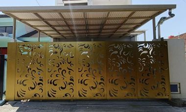 RUMAH CANTIK 3 LANTAI TENGAH KOTA STRATEGIS SIAP HUNI DI ARCAMANIK BANDUNG
