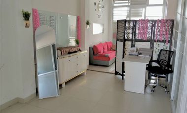 RUMAH CANTIK 3 LANTAI TENGAH KOTA STRATEGIS SIAP HUNI DI ARCAMANIK BANDUNG