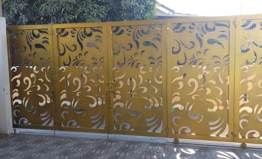 RUMAH CANTIK 3 LANTAI TENGAH KOTA STRATEGIS SIAP HUNI DI ARCAMANIK BANDUNG