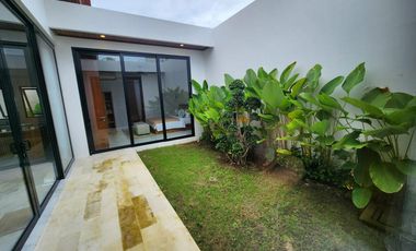 For Leasehold 40 Year Luxury Villa In Sanur, South Denpasar Area