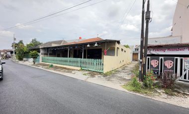 DIJUAL RUMAH DI SOLO DEKAT SINGOSAREN PLAZA
