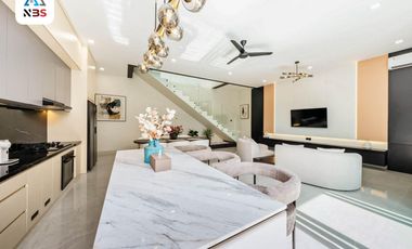 FOR SALE LUXURY VILLA WITH BEAUTY POOL, INTERIOR AND BALCONY AT CANGGU