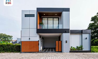 FOR SALE LUXURY VILLA WITH BEAUTY POOL, INTERIOR AND BALCONY AT CANGGU