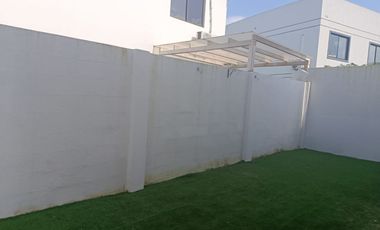 Alquilo casa en Urbanización Mallorca