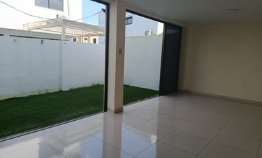 Alquilo casa en Urbanización Mallorca