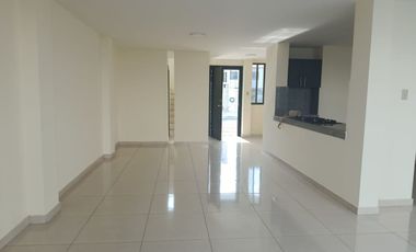 Alquilo casa en Urbanización Mallorca