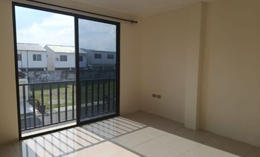 Alquilo casa en Urbanización Mallorca