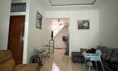 Di jual rumah cantik 2 lt tidak banjir, dekat Galaxy dan Mall Pakuon di Pekayon. Bekasi