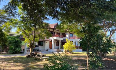 94897 - บ้านไม้สักแท้ 2 ชั้น ท่ามกลางธรรมชาติสัมผัสความอบอุ่นของ ในบรรยากาศทุ่งนา เงียบสงบ ร่มรื่น เหมาะกับการพักผ่อน ในใช้ชีวิตอย่างมีคุณภาพ และ สามา