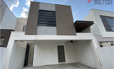 Casa en Renta en Fracc. Adara, García, N.L.