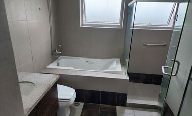 FOR SALE | 3BR Corner Unit with Golf Course View The Address at Wack Wack – Mandaluyong