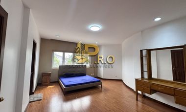 10 bedroom Mansion for SALE or RENT in Hensonville Angeles City Pampanga near Clark