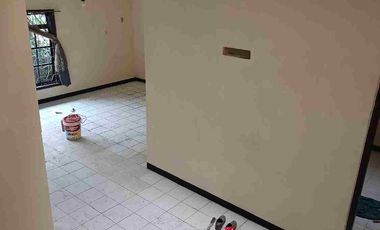 DISEWAKAN Rumah Siap Huni Untuk Tinggal Atau Kantor Di Antapani