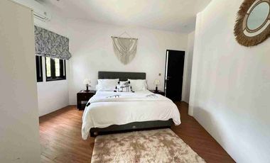 Luxury Vila Freehold  6 bedroom furnished view cantik di Nusa Dua
