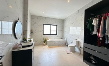 Dijaul Villa Mewah di Nusa Dua Hill – Bali