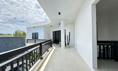 Dijaul Villa Mewah di Nusa Dua Hill – Bali