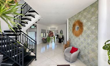 Dijaul Villa Mewah di Nusa Dua Hill – Bali