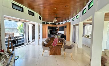 Dijaul Villa Mewah di Nusa Dua Hill – Bali