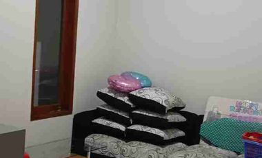 Dijual rumah  4 lantai 4+1  kamar tidur lokasi strategis dekat dari pusat perbelanjaan, tempat wisata dan kuliner di pedemangan jakarta utara