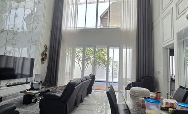 RUMAH KEREN 2 LANTAI MINIMALIS MODERN NYAMAN SIAP HUNI DI BATUNUNGGAL BANDUNG