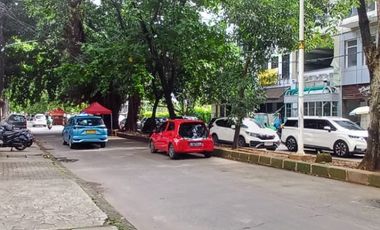 HOT SALE Gedung kantor 3 lantai + ROOFTOP Lift, Semi Furnished, SHM Di Kemang Jak Sel  CL 626