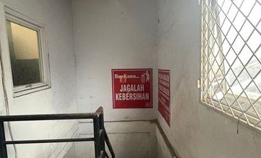 Disewa Minimal 5 Tahun Ruko Connecting Super Strategis terletak di Pinggir Jalan Meruya Utara, Dekat Puri CBD & PX Pavilion, Pasar Meruya, Jakbar