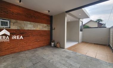 RUMAH BARU DIJUAL DI SOLO BARU DEKAT DENGAN DR OEN SOLO BARU DAN THE PARK MALL PAKUWON MALL