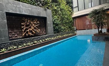 Rumah Bagus Di Trimaran Permai PIK Jakarta Utara Ada Lift 4 Lantai