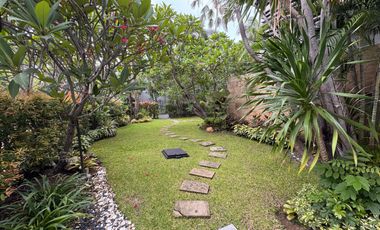 Hook Rumah Graha Family di Kawasan Elit With Perabot