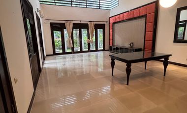 Hook Rumah Graha Family di Kawasan Elit With Perabot