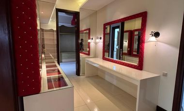 Hook Rumah Graha Family di Kawasan Elit With Perabot