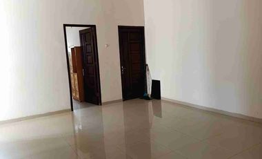 Dijual Murah Tanpa Perantara, Langsung dengan Pemilik, Tempat Kos Strategis di Jl. Bangau no.56 Palembang
