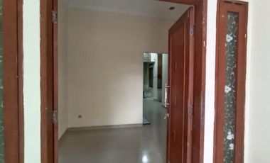 Rumah murah di condet Jakarta, Timur masuk mobil