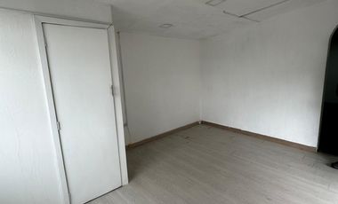 RENTO LOCAL PARA 2 OFICINAS