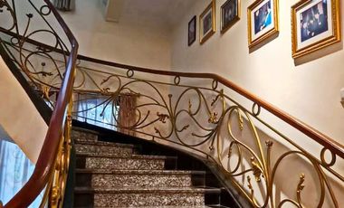 Disewakan Rumah Mewah Classic Di Rawamangun Jakarta Timur