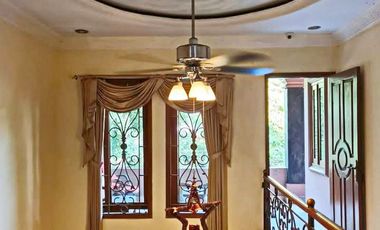 Disewakan Rumah Mewah Classic Di Rawamangun Jakarta Timur