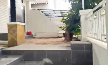 Disewakan Rumah Bagus Di Rawamangun Jakarta Timur