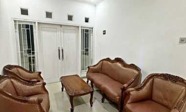 Disewakan Rumah Bagus Di Rawamangun Jakarta Timur