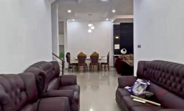 Disewakan Rumah Bagus Di Rawamangun Jakarta Timur