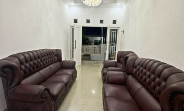 Disewakan Rumah Bagus Di Rawamangun Jakarta Timur