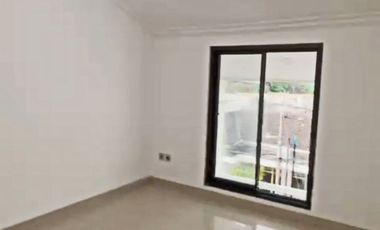 Disewakan Rumah Bagus Di Rawamangun Jakarta Timur