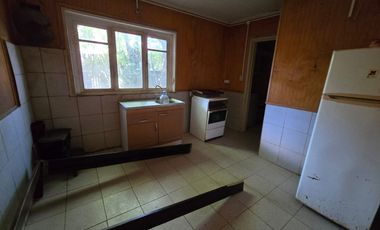 Venta Casa Avda. España – Amplio Terreno y Gran Potencial de Inversión